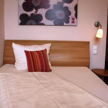 Mosintos Roemischer Kaiser Hotel 3*