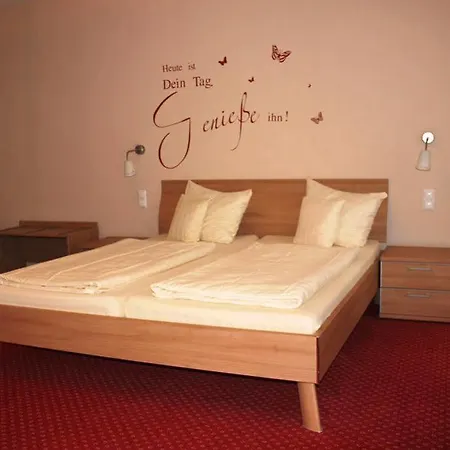 Mosintos Roemischer Kaiser Hotel Bernkastel-Kues