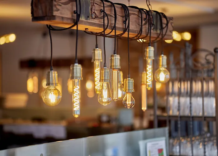 מלון Mosintos Roemischer Kaiser