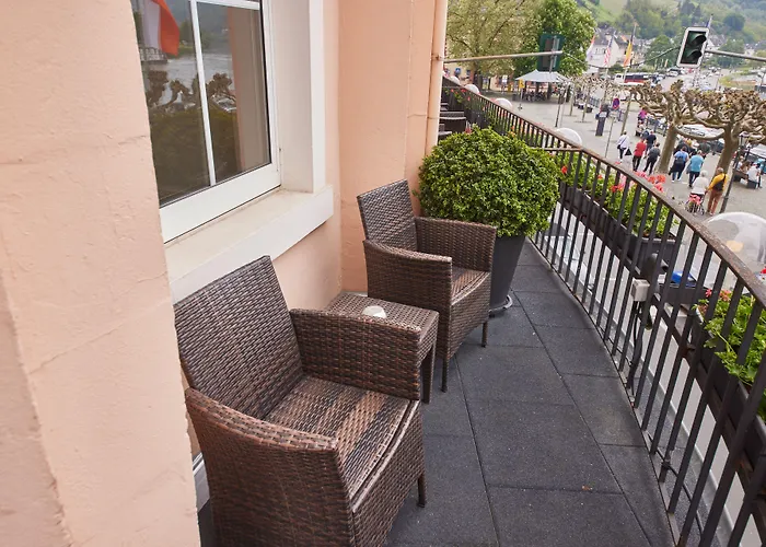 Mosintos Roemischer Kaiser Отель 3*