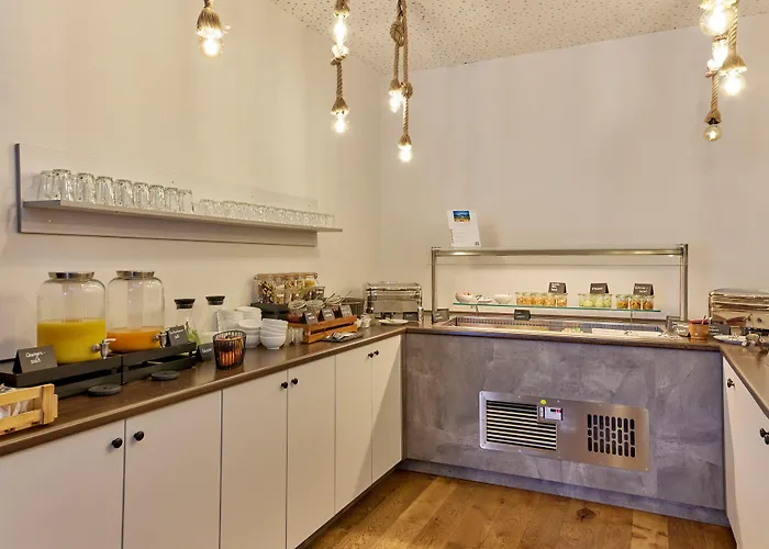 מלון Mosintos Roemischer Kaiser ברנקסטל - קיס