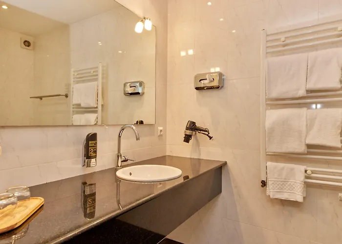 Mosintos Roemischer Kaiser 3* Бернкастель-Кюс