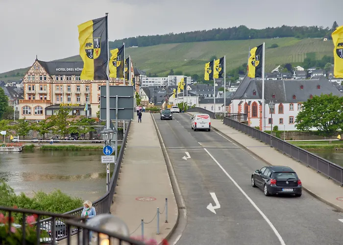 Mosintos Roemischer Kaiser Отель