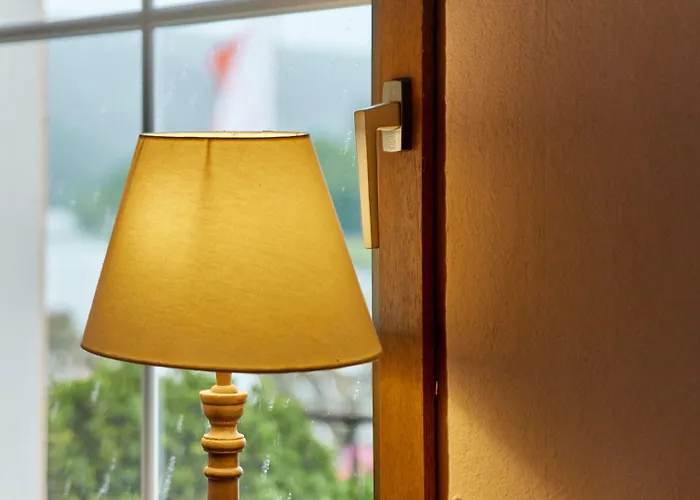 Mosintos Roemischer Kaiser Отель Бернкастель-Кюс